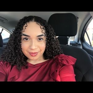 Meet your Posher, Alyssa